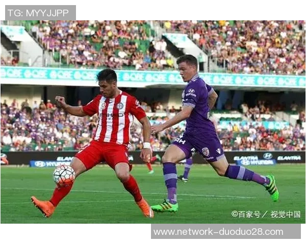 新城堡脸与墨尔本城的精彩对决揭示足球魅力与战术较量 新城堡脸与墨尔本城的精彩对决揭示足球魅力与战术较量