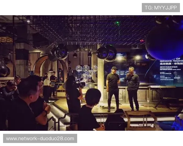 查尔顿俱乐部老板揭秘俱乐部背后不为人知的运营与管理故事 查尔顿俱乐部老板揭秘俱乐部背后不为人知的运营与管理故事